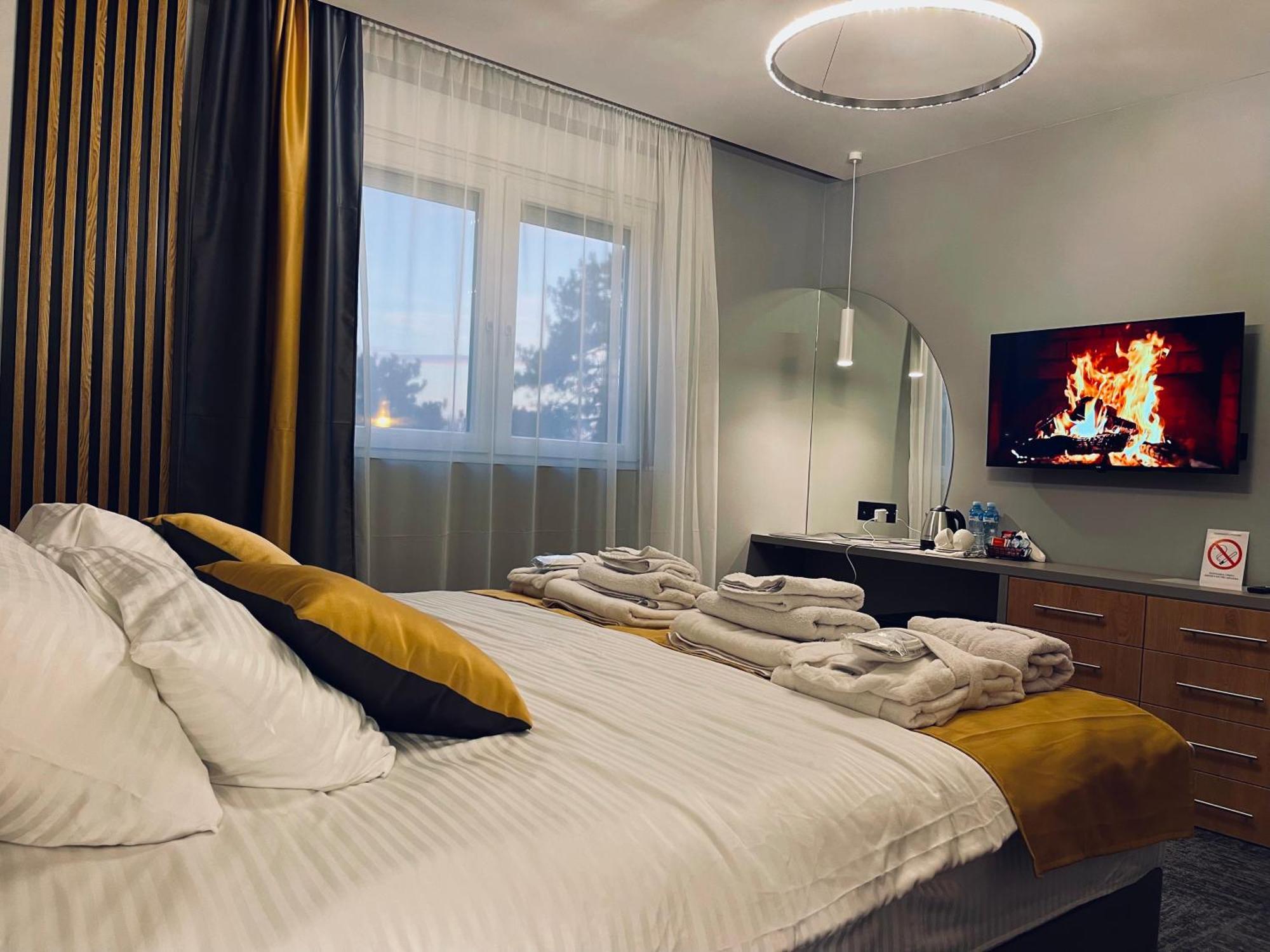 Mozaik Apartments & Spa - Modern 4-Star Apartments With Exclusive Private Spa Wellness In The City Center - Sauna, Jacuzzi, Turkish Bath - Free Parking, Wi-Fi - Rooms & Apartments Ćuprija Zewnętrze zdjęcie
