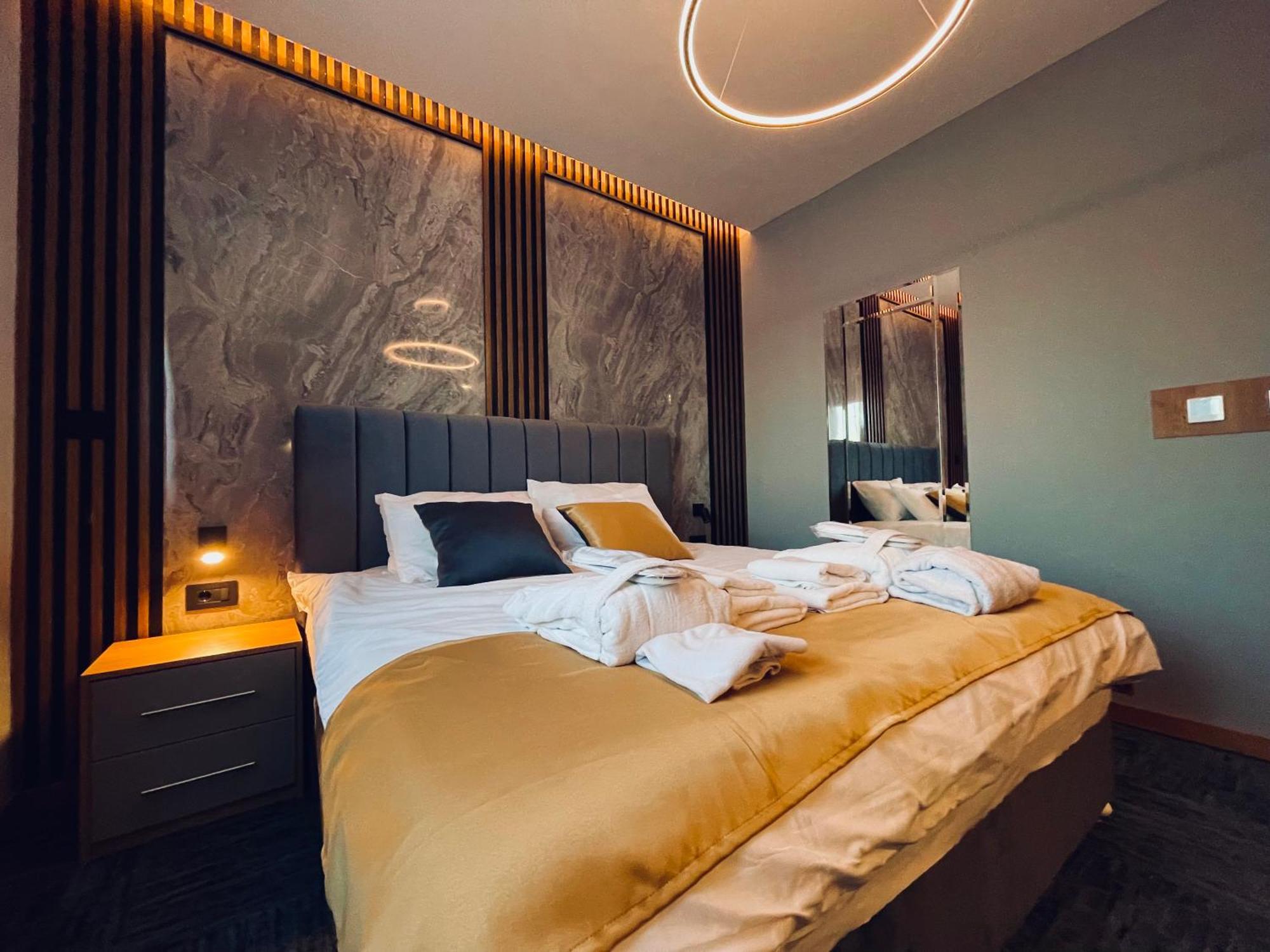 Mozaik Apartments & Spa - Modern 4-Star Apartments With Exclusive Private Spa Wellness In The City Center - Sauna, Jacuzzi, Turkish Bath - Free Parking, Wi-Fi - Rooms & Apartments Ćuprija Zewnętrze zdjęcie