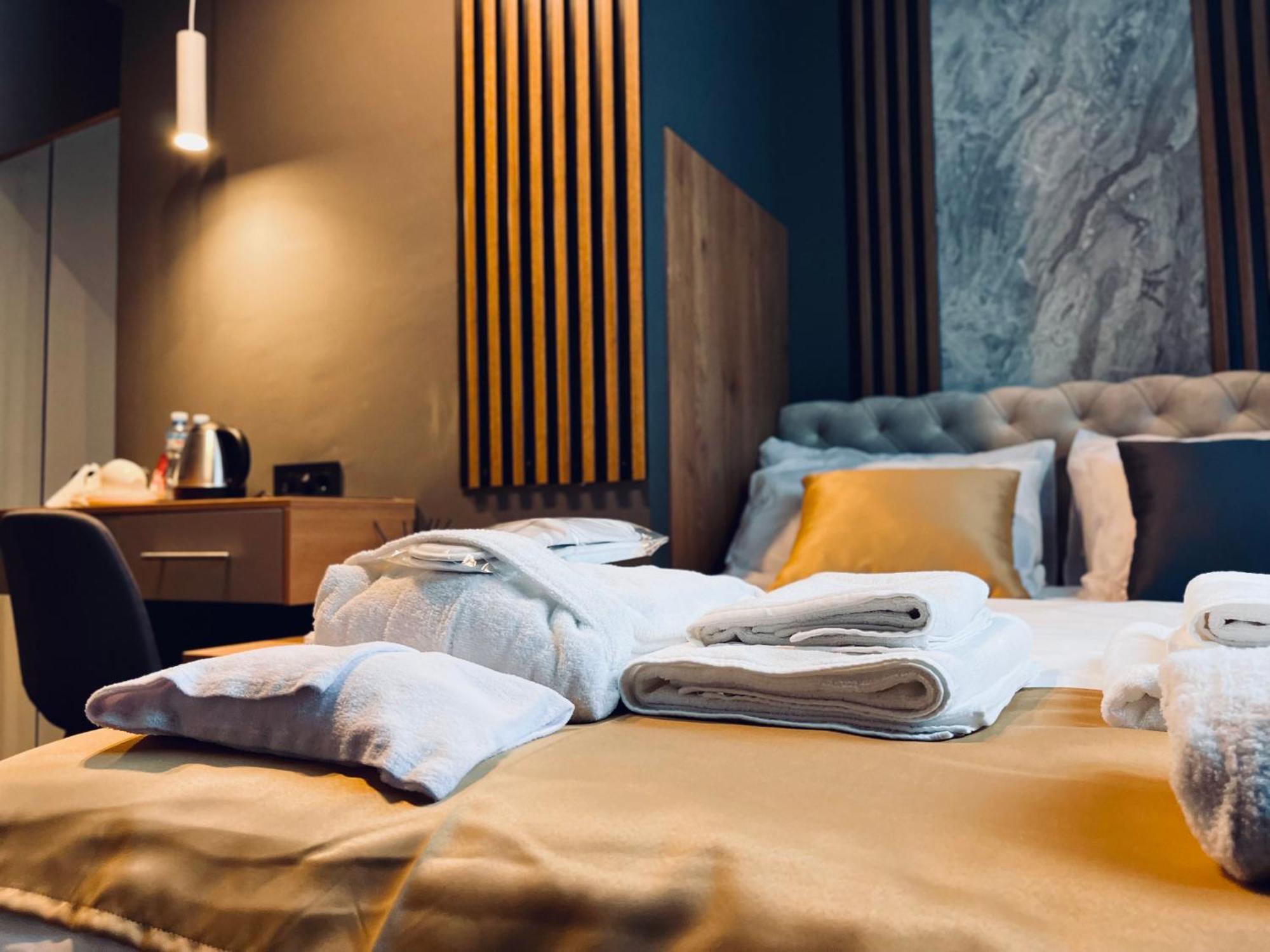 Mozaik Apartments & Spa - Modern 4-Star Apartments With Exclusive Private Spa Wellness In The City Center - Sauna, Jacuzzi, Turkish Bath - Free Parking, Wi-Fi - Rooms & Apartments Ćuprija Zewnętrze zdjęcie